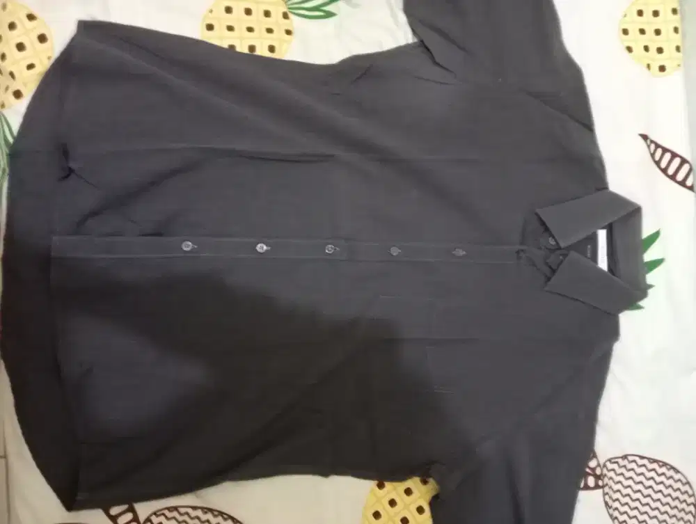 Kemeja Valino Office Hitam