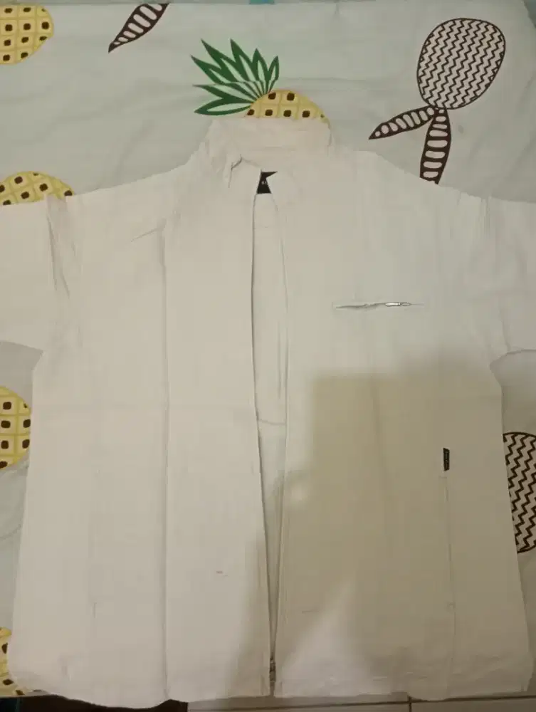 Kemeja Workshirt Zipper Putih