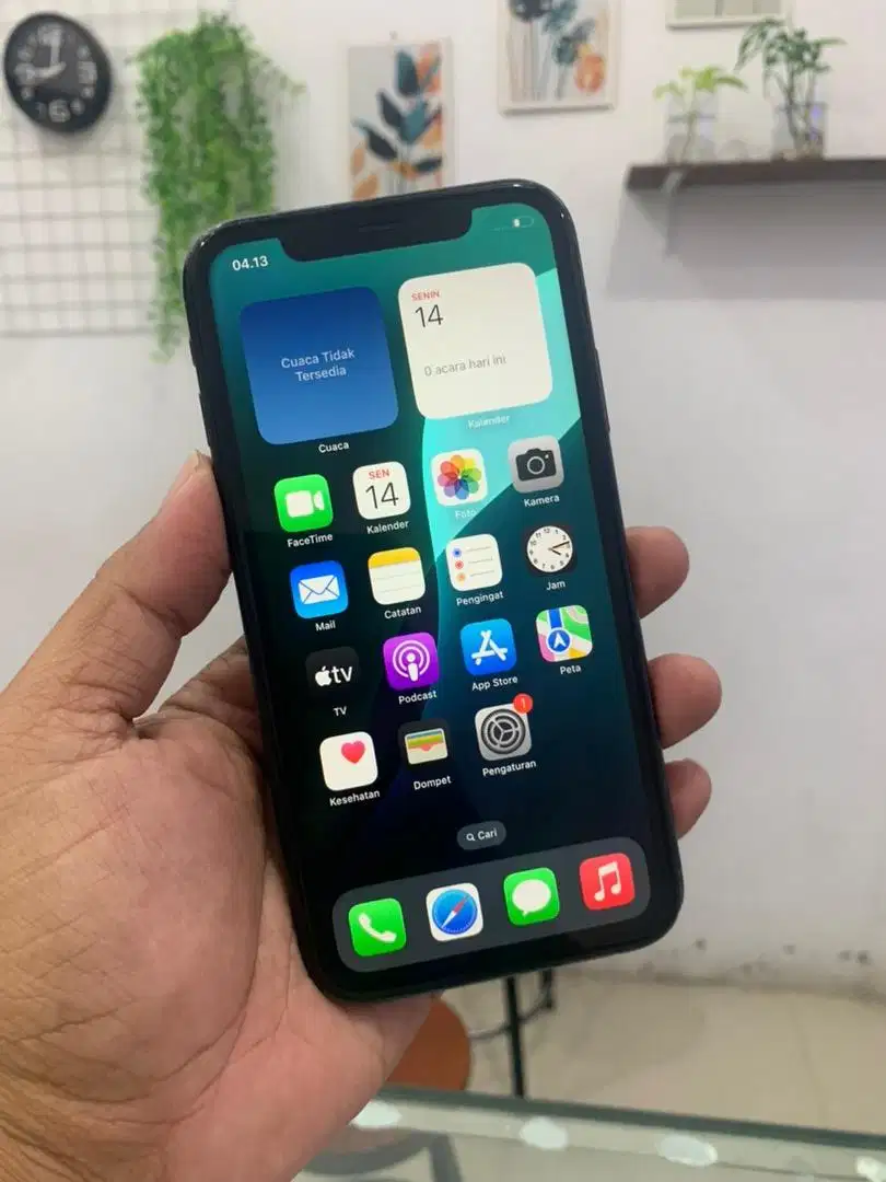 Iphone xr lengkap kotak