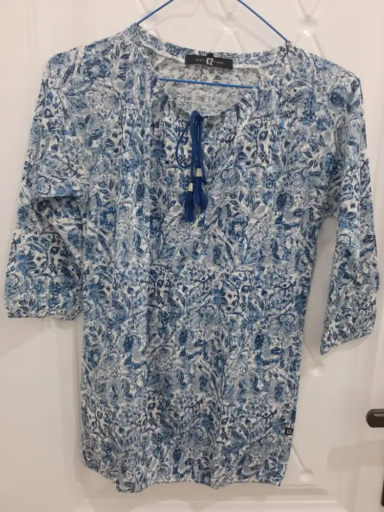 Baju biru lengan 7/8