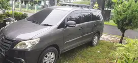 Toyota Kijang Innova 2014 Bensin