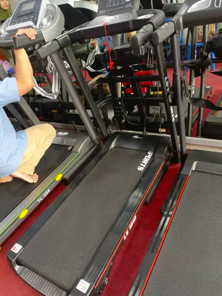 Treadmill electric ls 1810