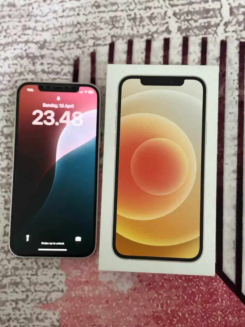 Iphone 12 128GB Kondisi Mulus dan Lengkap (Free Banyak Case)