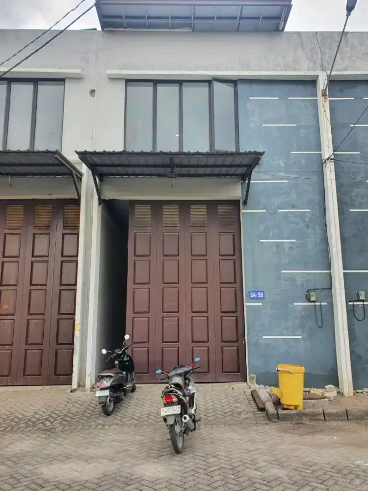 Dijual Muraahh Gudang baru, modern - Prambanan Bizzland Gresik ***