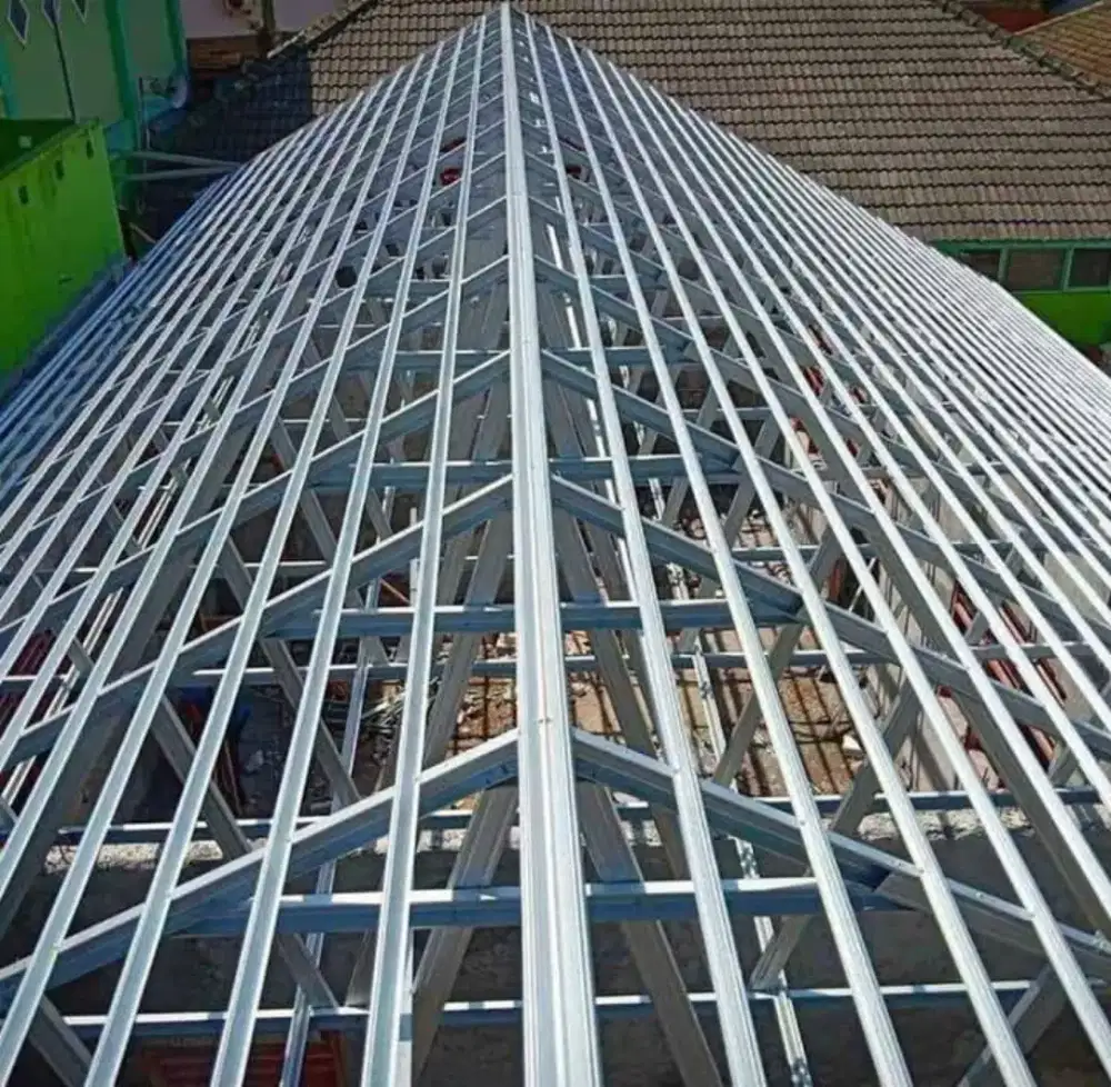 Menerima pemasangan rangka, atap gudang &rumah