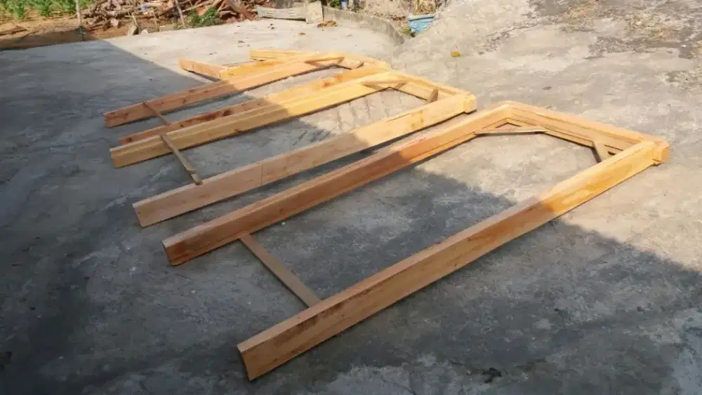 Kusen kayu mahoni kuat harga terjangkau