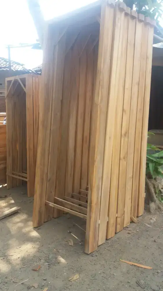 Kusen pintu jati kuat awet, harga terjangkau