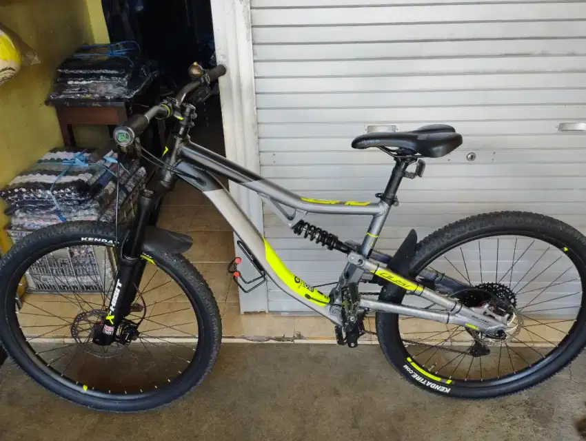 Dijual Sepeda Thrill Oust T140 Elite