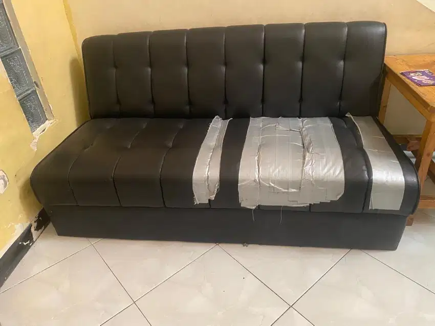 KURSI SOFA DUDUK