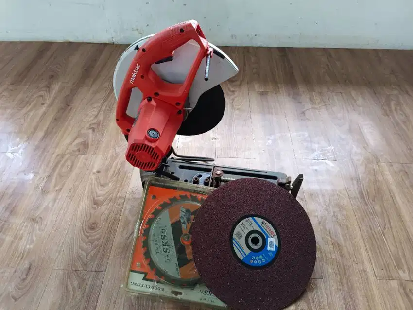 Mesin cutting maktec Mt243
