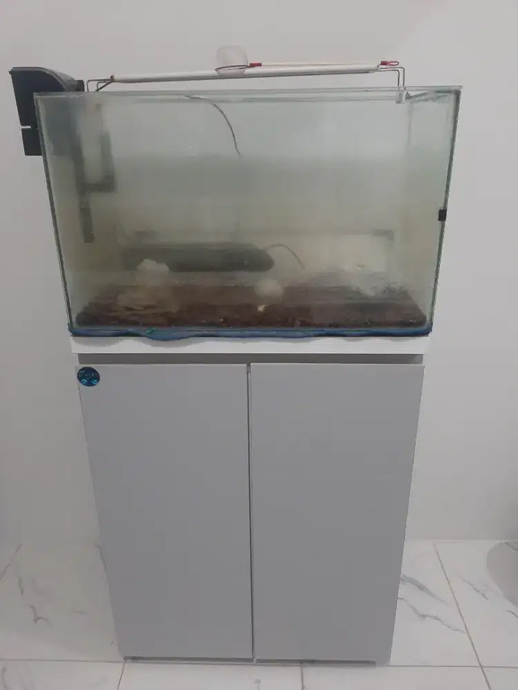 1 set Lemari + Aquarium aquascape & Meja Belajar Adjustable