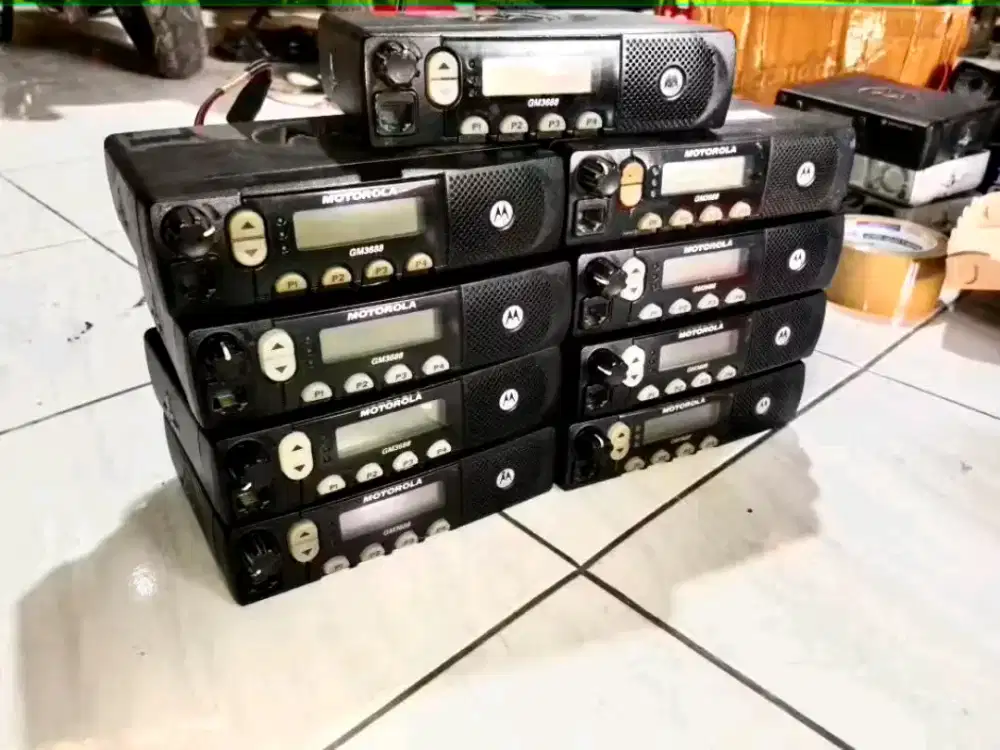 RADIO RIG HT SSB SWR DIBELI CARI
