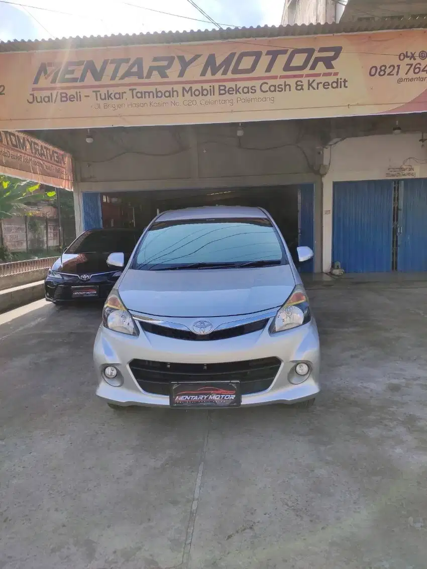 Toyota Veloz Silver Manual 1.5 Luxury Tahun 2014 Bagus Murah Terawat