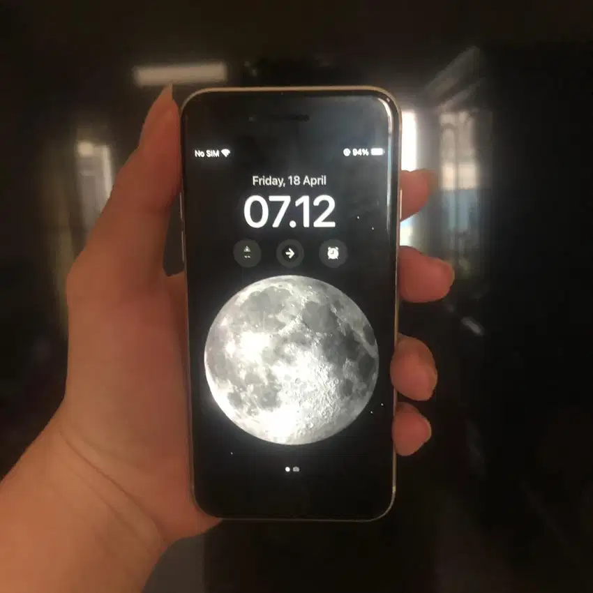 Iphone SE 2020 (Ex Digimap Resmi Indo) - White