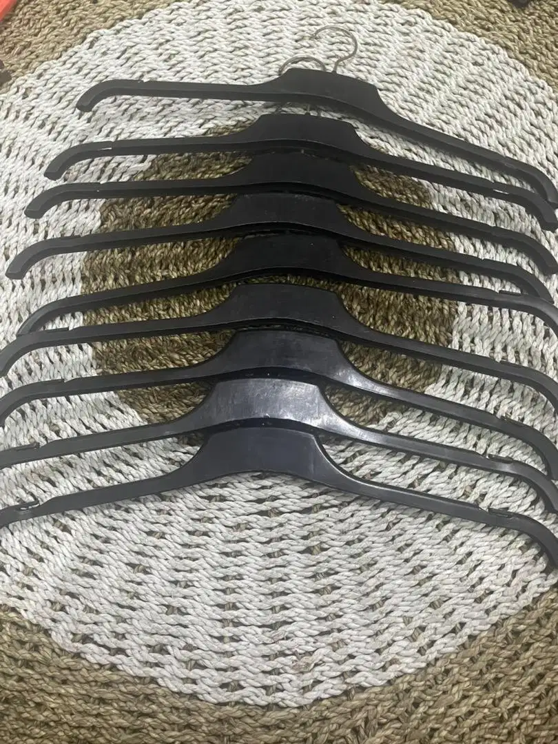 Preloved hanger