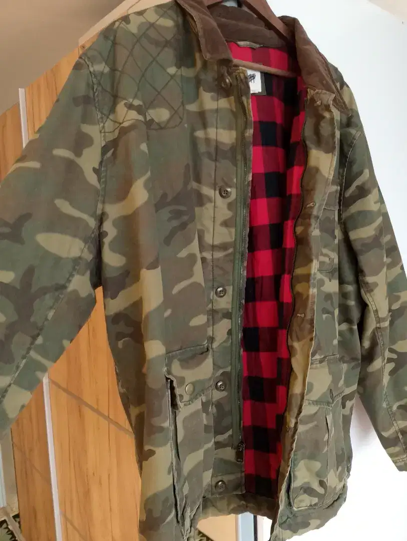 Jacket GAP Display