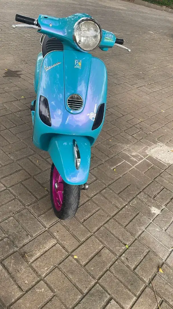 Jual vespa LX 125 A/T