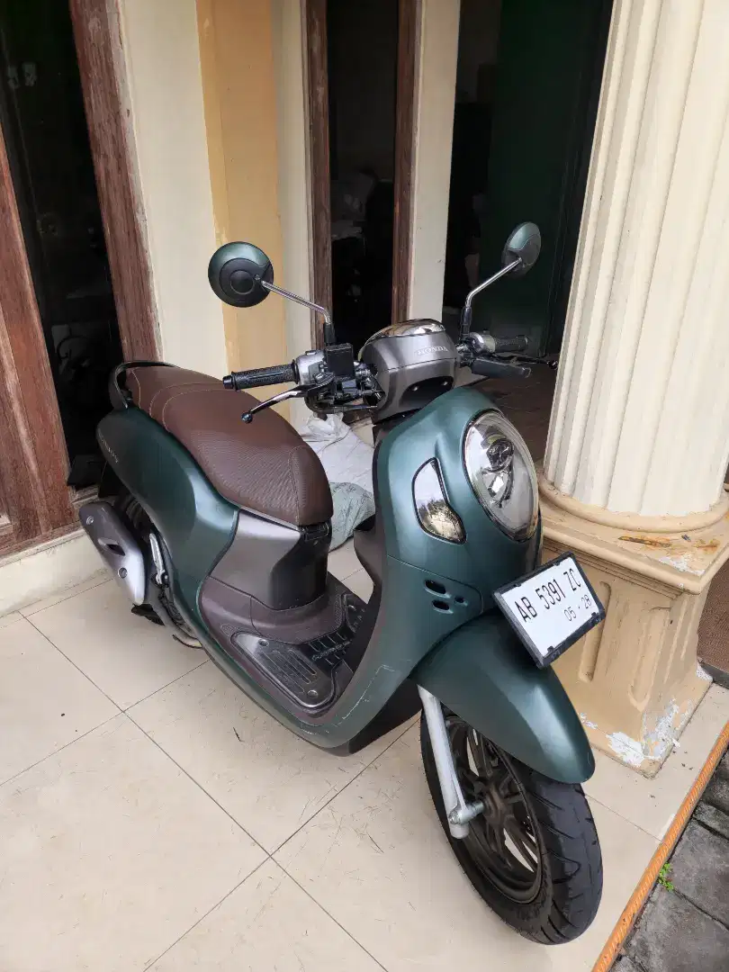 Scoopy keyless hijau 2023 Gbm