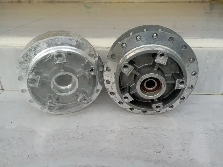Tromol satu set