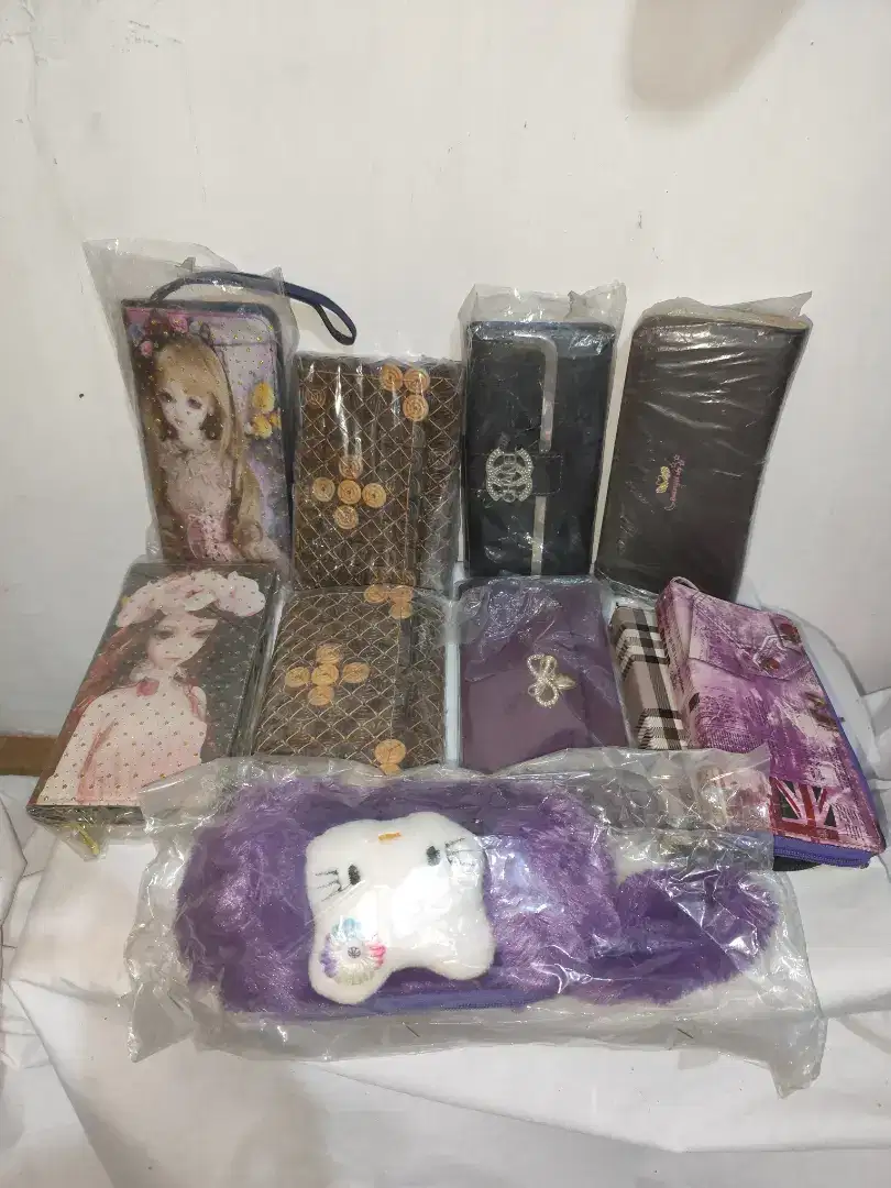 Borongan dompet baru