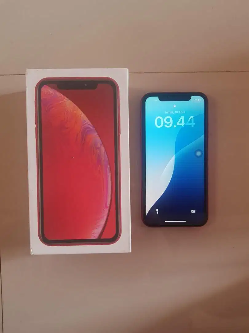 Dijual iphone XR 64gb Mulus