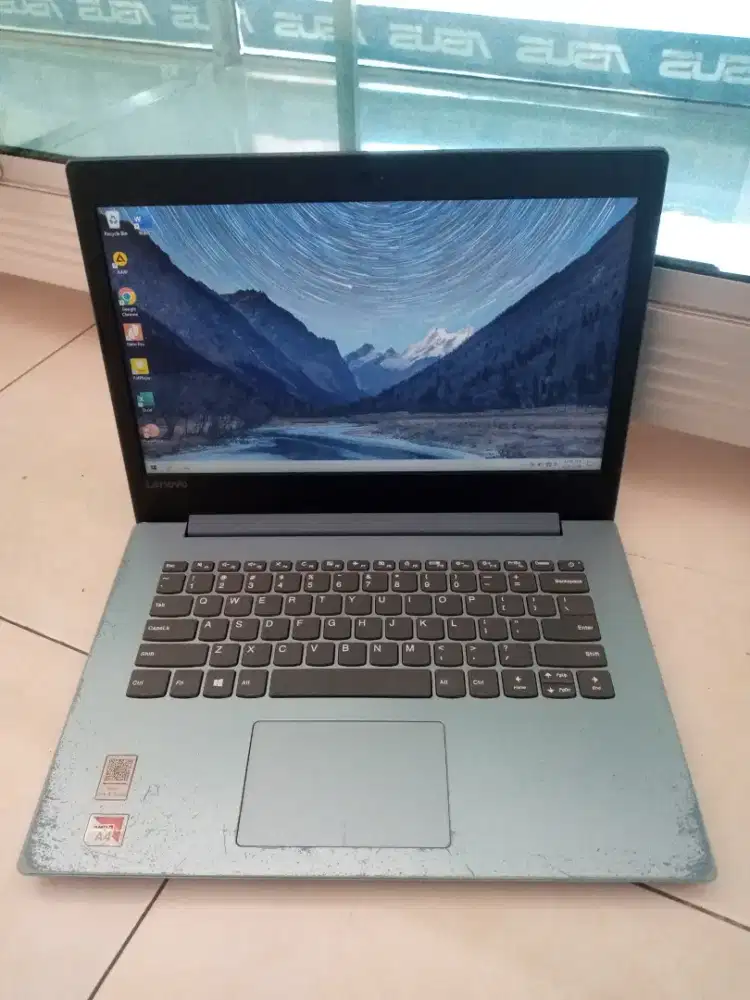 Laptop Lenovo Amd A4