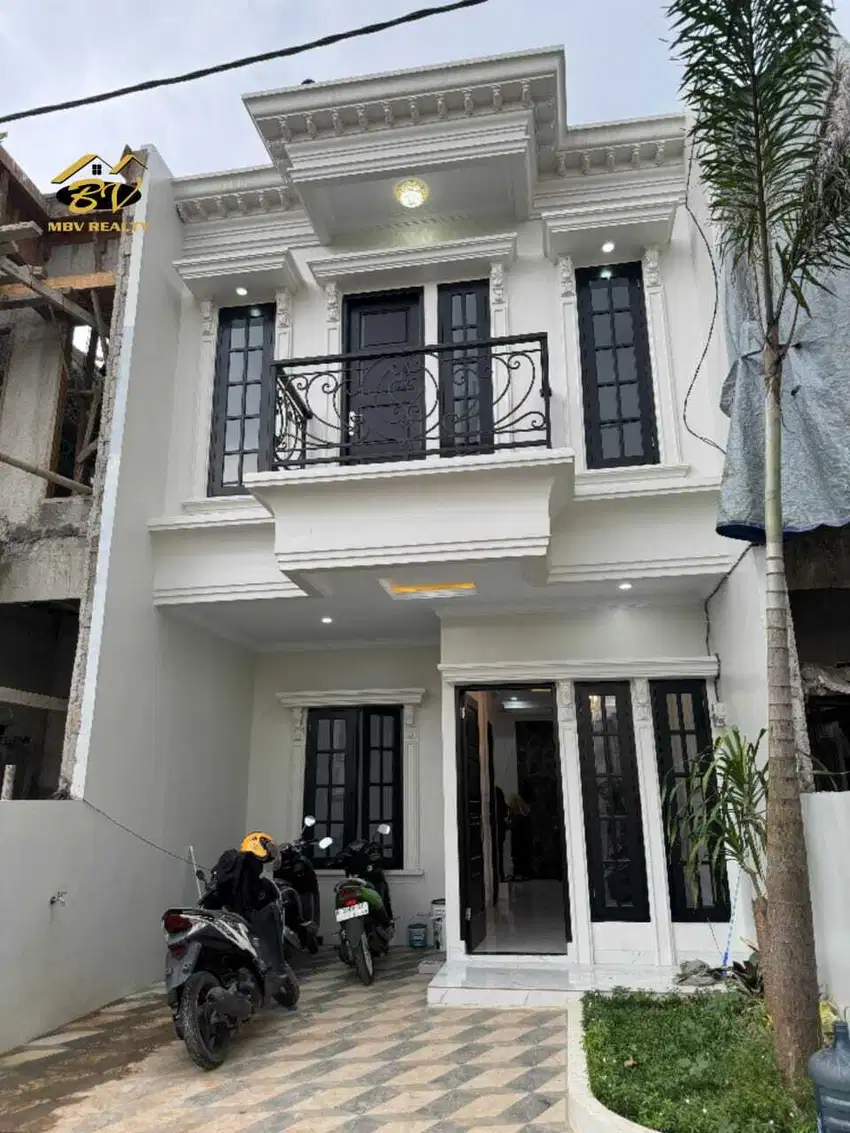 DIJUAL RUMAH CLUSTER 27 UNIT 2 LANTAI  DEKAT TOL ANDARA JAKSEL