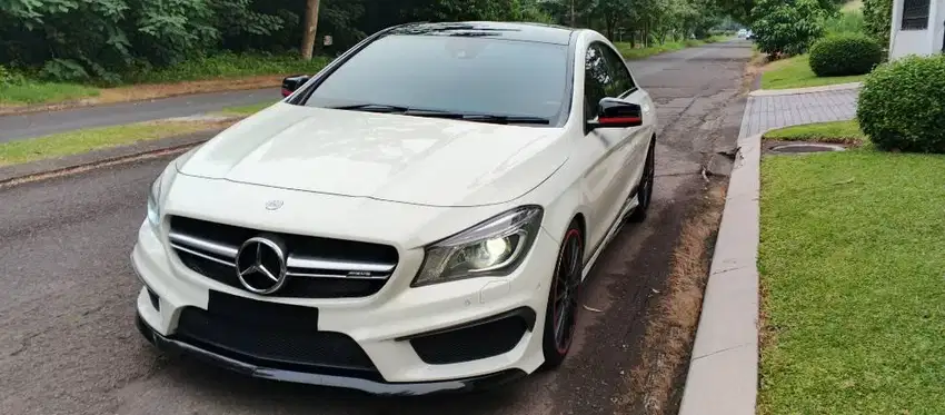 MERCEDES BENZ CLA45 AMG 2014 FIRST EDITION ONE MAN ENGINE! butuh uang