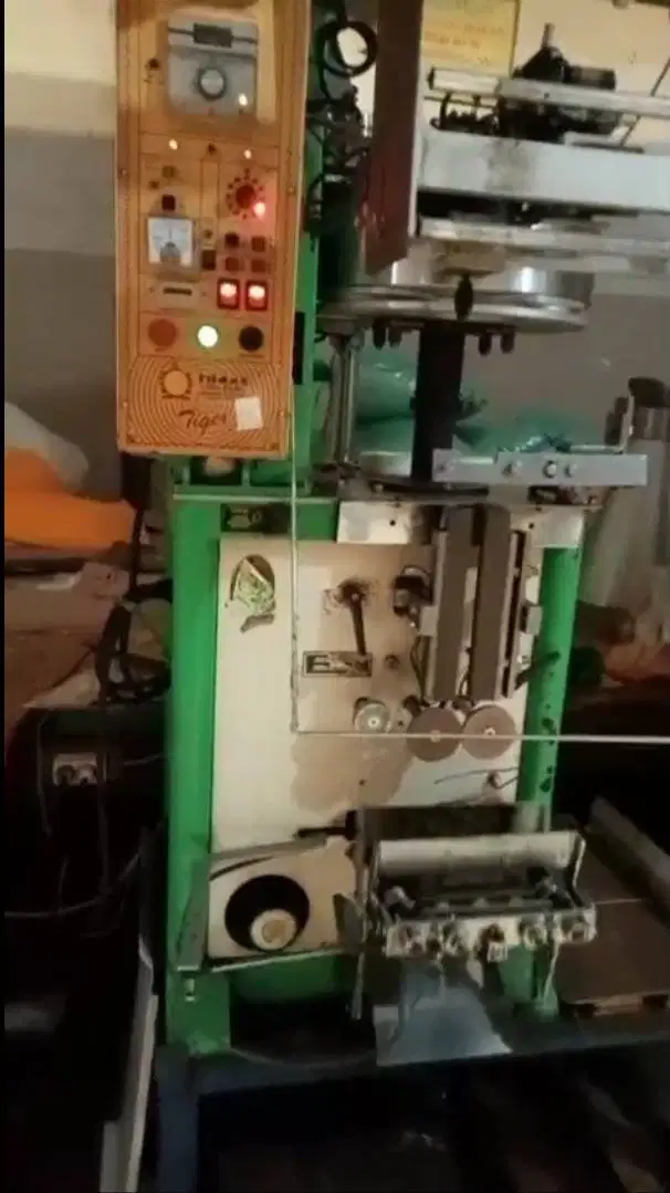 Mesin Vertical Tiger Chinfong