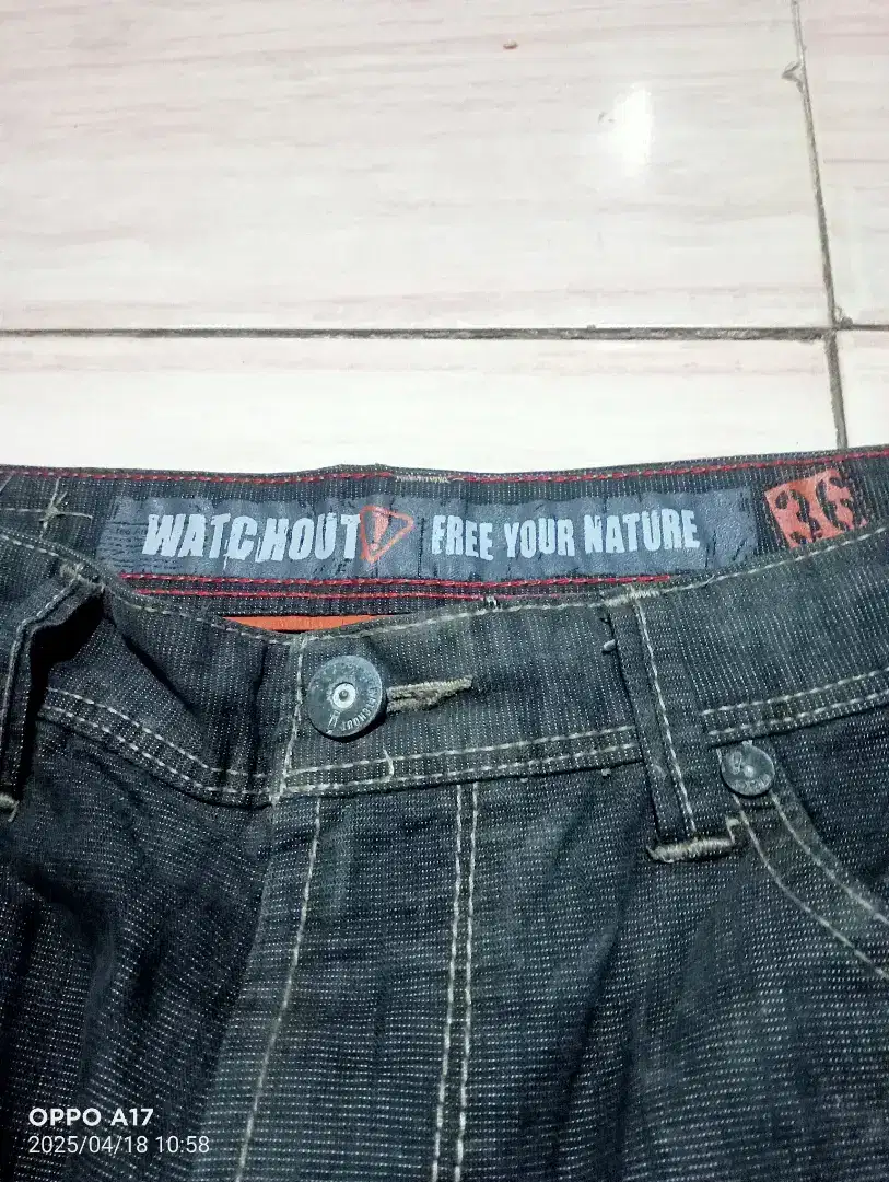 Jeans Wathout, Reguler size 36, bagus layak pakai, minat WA.