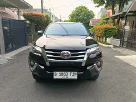 Toyota Fortuner VRZ 2.4 Diesel Automatic Hitam 2018