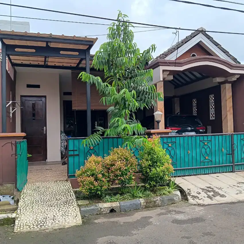 Dijual Rumah SHM 880jt (nego/TP)