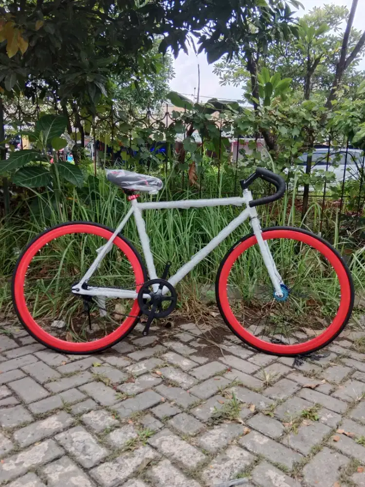 Sepeda Fixie Frame lokal Baru , Harga discount