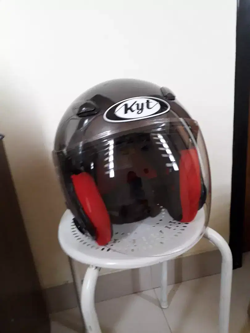 Helm Half Face KYT