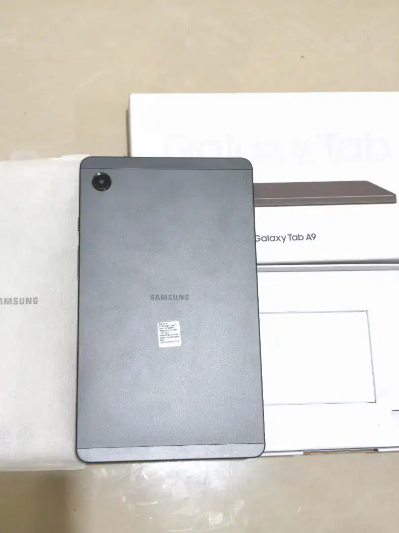 Tab a9 LTE 4/64 garansi resmi like new
