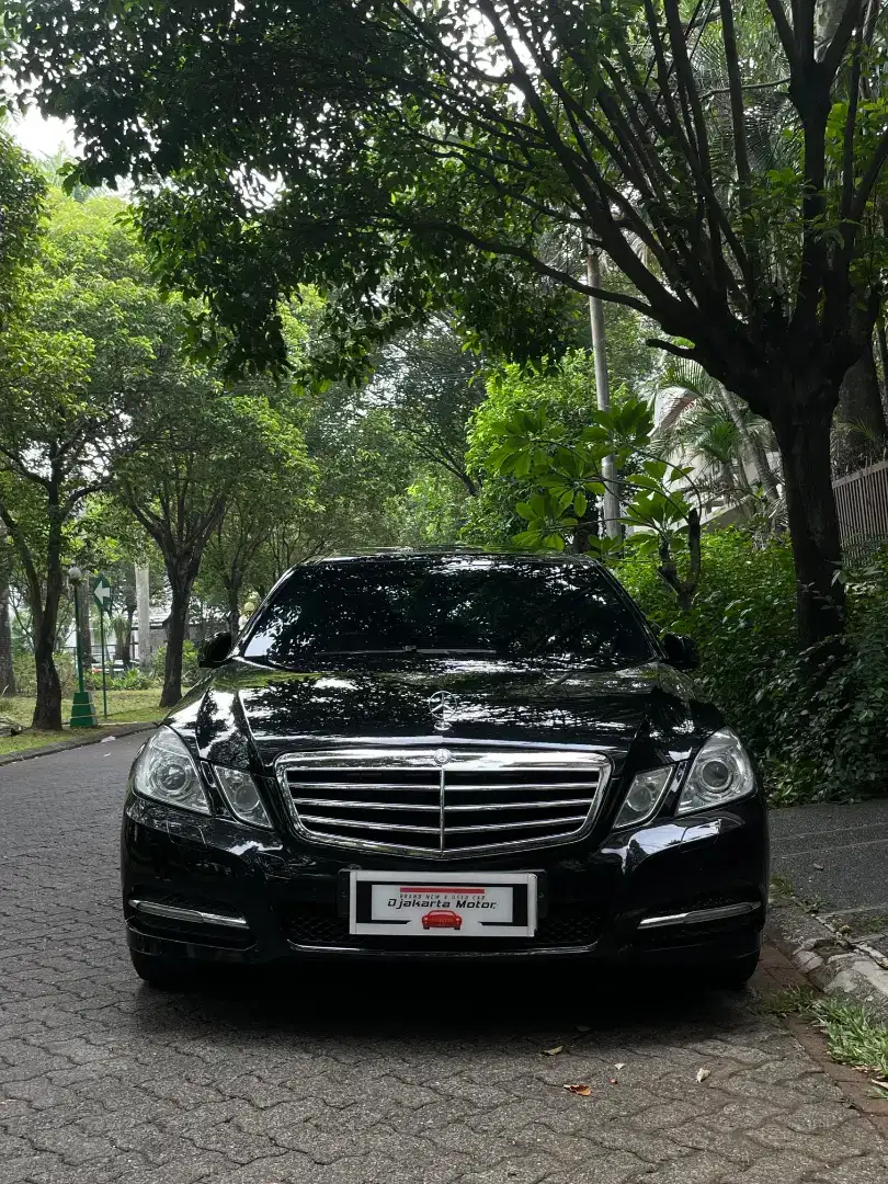 MERCEDES BENZ E300 AVG (W212)