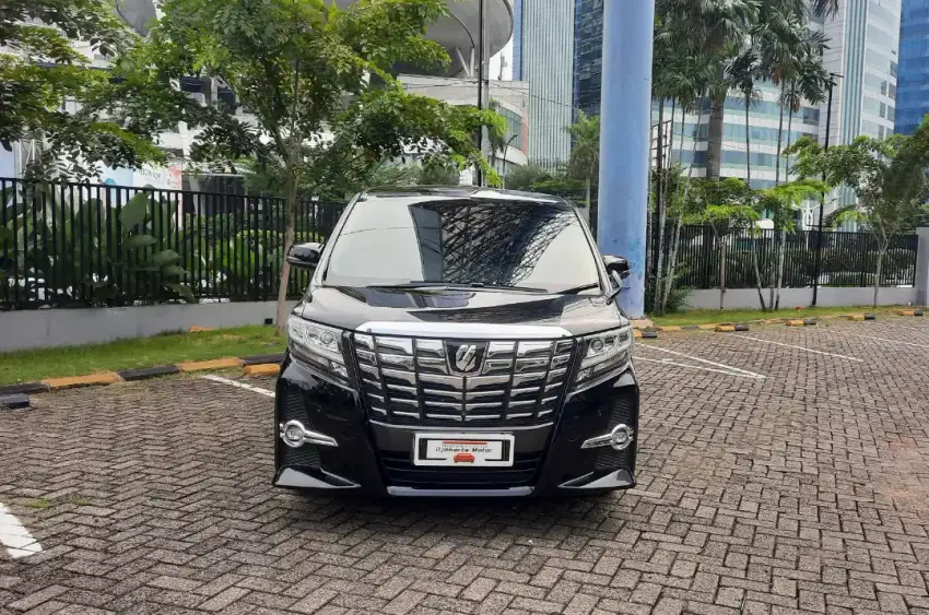 TOYOTA ALPHARD SC CBU 2.5 AT