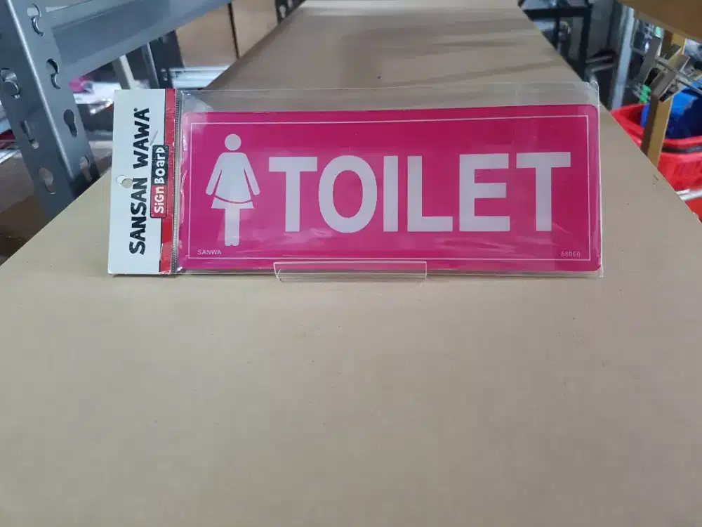 Akrelik toilet femele