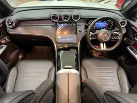 Mercedes-Benz GLC300 2023 Bensin