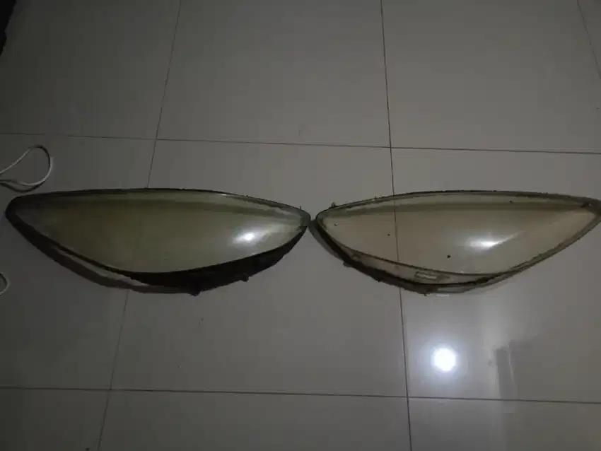 Mika Lampu Mazda 2R headback