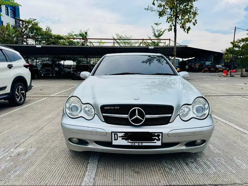 Mercy W203 C180 Kompressor tahun 2004