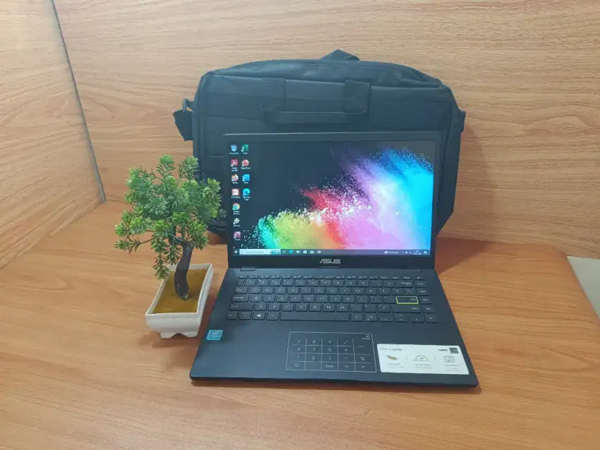 Dicari untuk dibeli laptop second segala kondisi