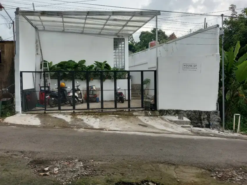 Kost unnes produktif dekat kampus lokasi  pinggir jalan raya gebyok