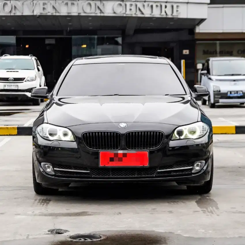 BMW 528i Luxury F10 2013 DP 15JT