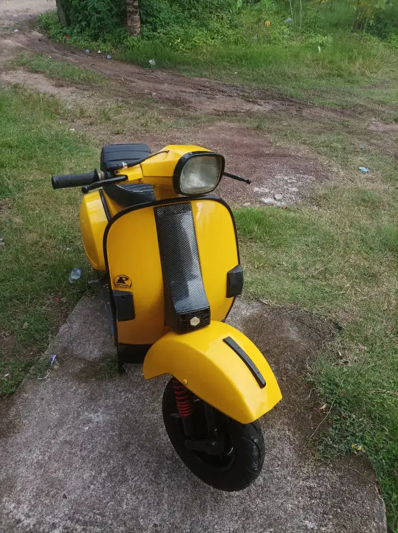 Vespa px tahun 1982
