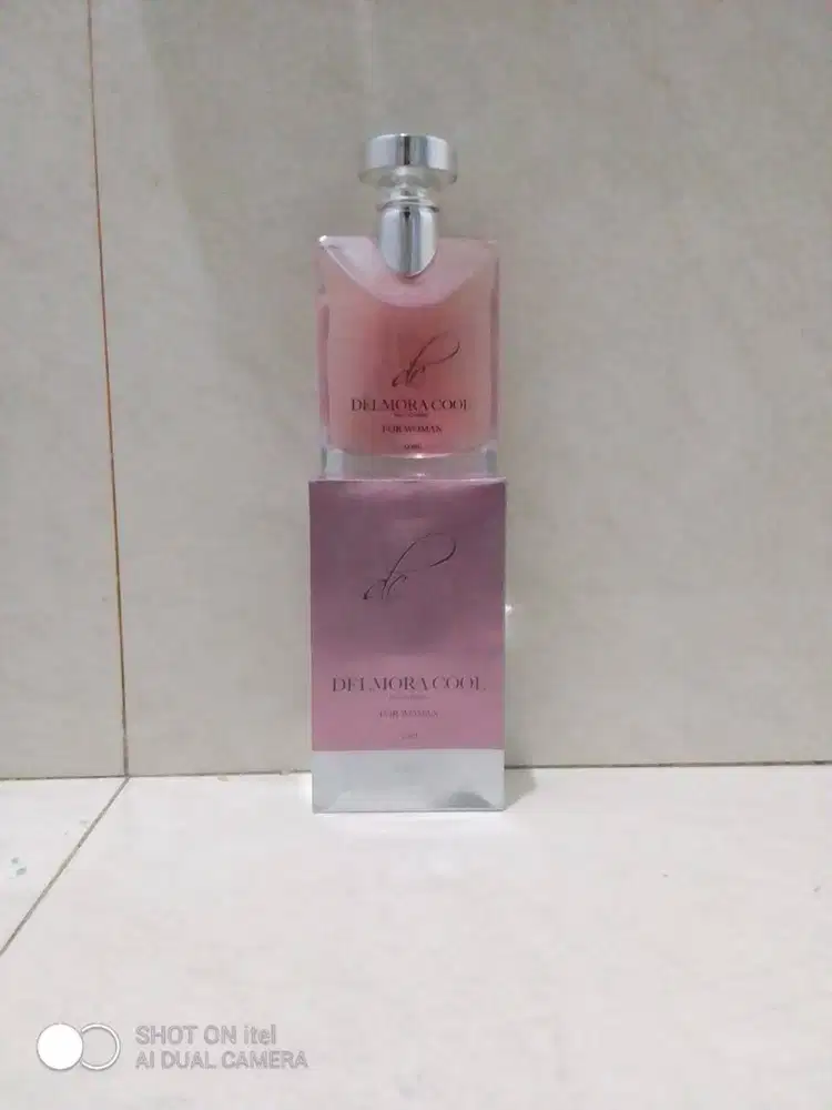 Free Ongkir. Minyak Wangi DELMORA COOL 90 ml. For Woman/Public