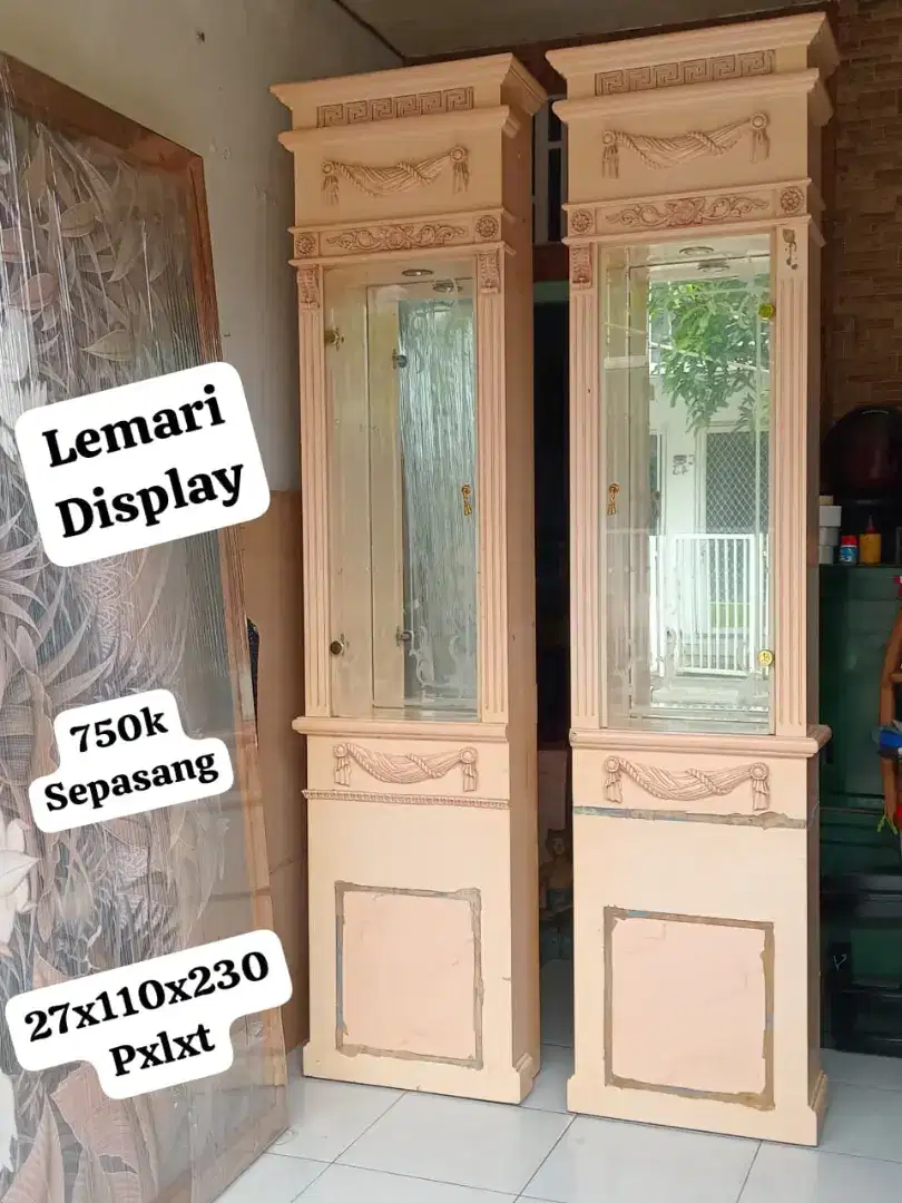 Lemari display tinggi 230cm