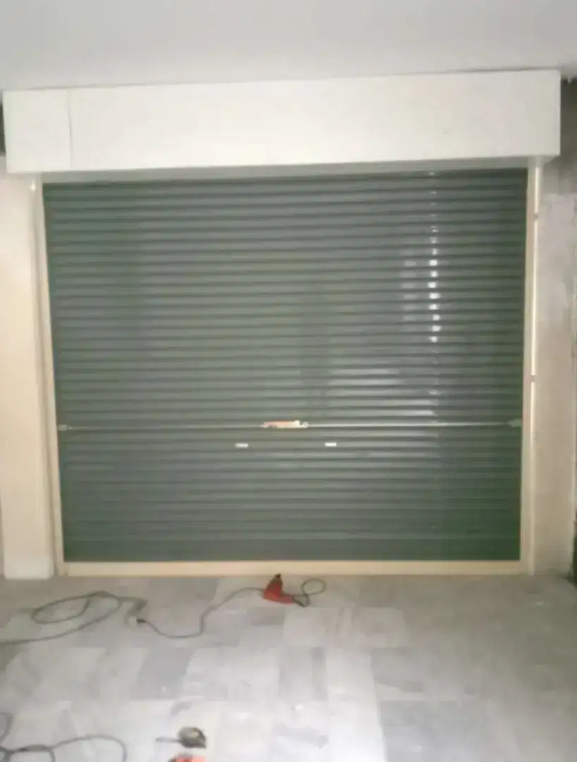 Rolling Door Folding Gate Kusen Almunium Murah