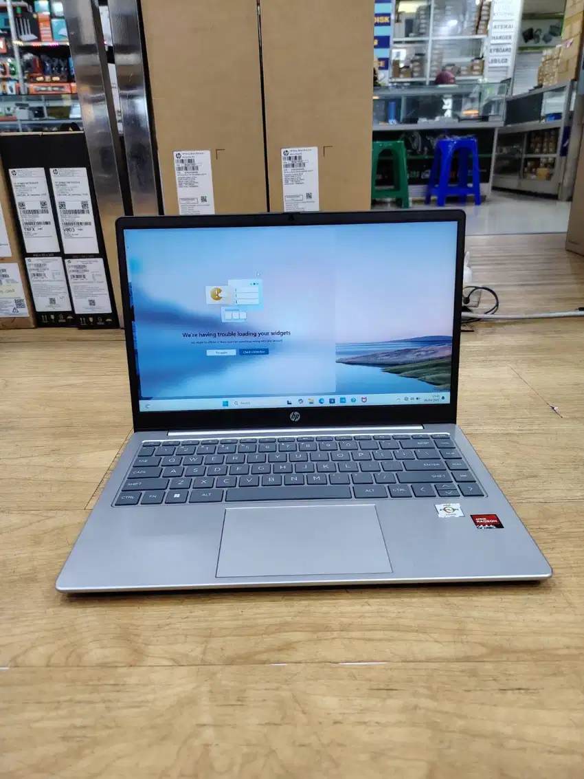 HP 14 EM0195AU AMD ATHLON 7120U 8GB DDR5 512GB 14.0 FHD BL WIN11+OHS24