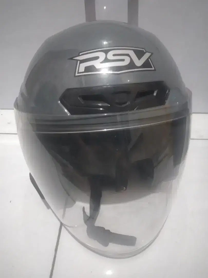 Helm RSV new windtail warna abu